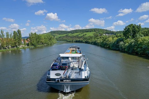 Cargo ship on the Main near Veitshoechheim