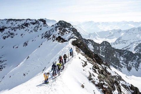 Mountaineers at the summit of the Sulzkogel
