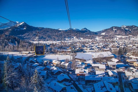 The new ten-person gondola lift