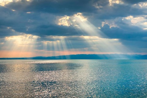 Tyndall effect over Lake Constance