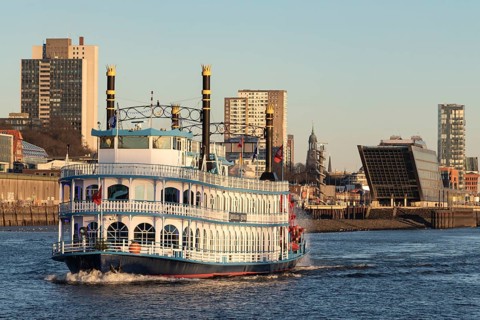 MS Louisiana Star