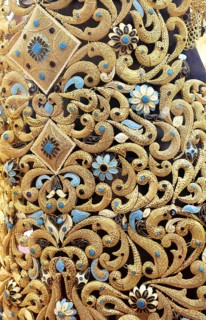 Gold jewellery in Goldsouk Dubai