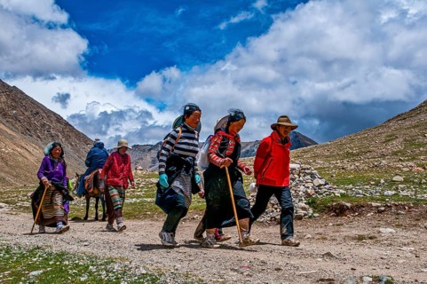 Pilgrims on the Kailash Kora