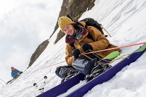 Exercise in crevasse rescue for ski tours