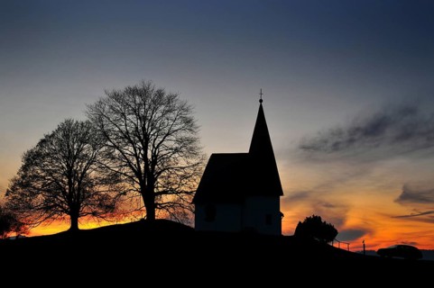 Brother Klaus Chapel on the Hagspiel plateau near Oberstaufen in the evening light