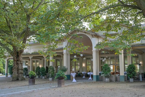 Restaurant orangery im spa garden