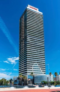 Torre Mapfre Skyscraper