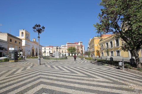 Plaza de Cervantes with church Iglesia de San Andres