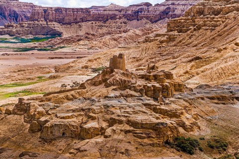 Collapsed houses in the kingdom of Guge