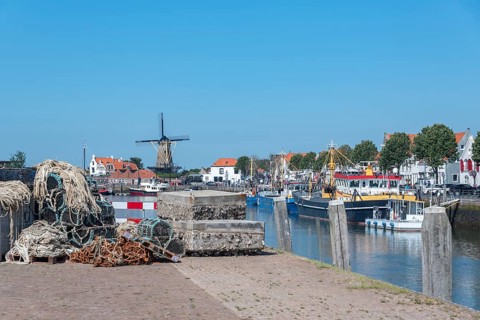 Trawler at the quay Nieuwe Haven