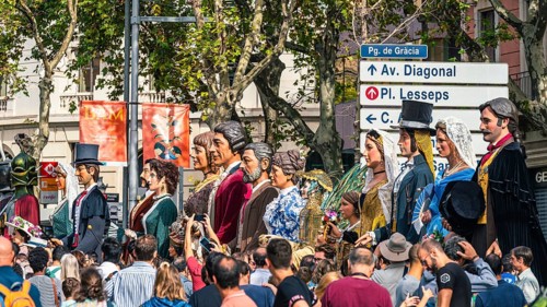 Parade of Huge Dolls