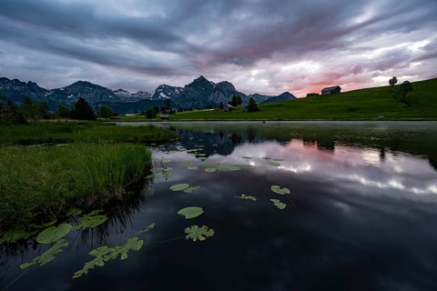 Schwendisee with reflection of the Altmann peak