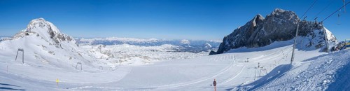 Skiing area on the Dachstein glacier