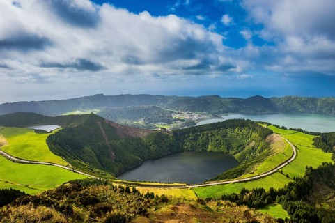 Overlook over the Sete Cidades crater