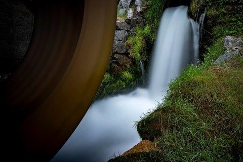Turning water wheel with small stream