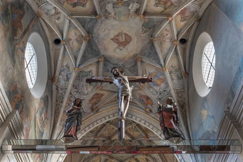 Crucifixion group below the vault of the monastery church of St. Lambert