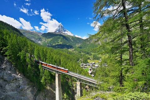 Gornergrat Bahn runs over Findelnbach Viaduct