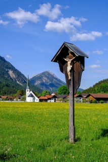 Wayside cross near Graswang