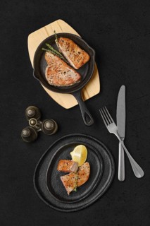 Top view of roasted tuna steak