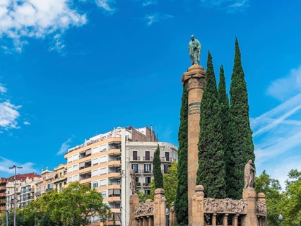 Placa de Mossen Jacint Verdaguer in Barcelona
