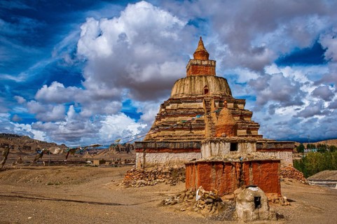 Huge stupa in the kingdom of Guge