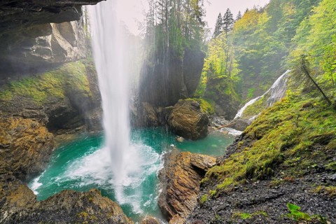 Berglistueber waterfall