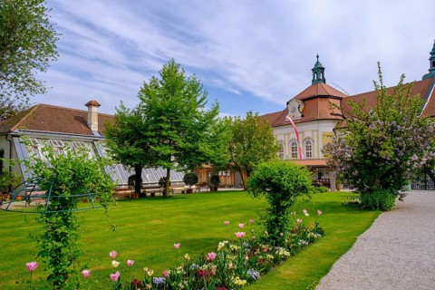 Baroque courtyard garden