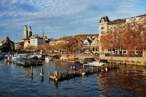 View over the Limmat to the Grossmuenster