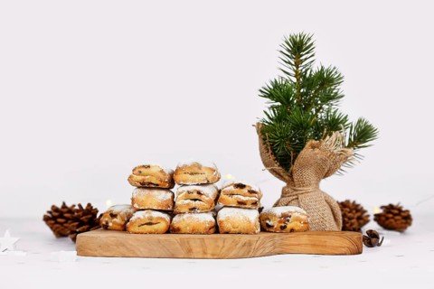 Small German Stollen cake pieces