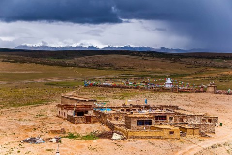 Little village below the Chiu monastery at the Lake Manasarovar