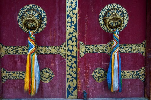 Tibetan door knob in the Potala in Lhasa