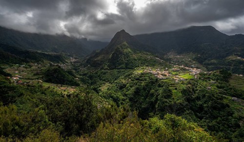 Ridge of Pico do Alto