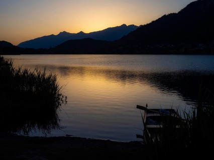Evening atmosphere at sunset at Lake Weissensee