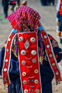 Traditional dressed women at the festival of the tribes in Gerze