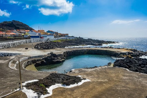 Public pools in Porto Judeu
