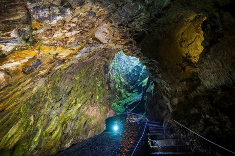 Algar do Carvao Natural Reserve cave