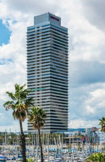 Torre Mapfre Skyscraper