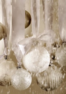 Decorative article