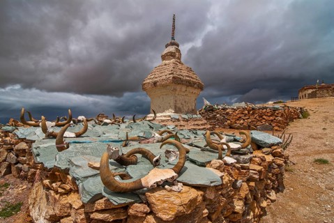 The Chiu monastery at the Lake Manasarovar
