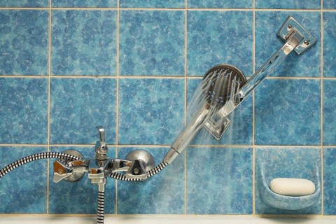 Bath tap