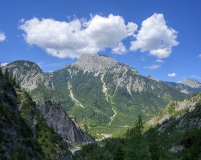 View of the Grosser Buchstein from the Haindlkar