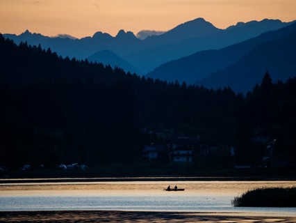 Evening atmosphere at sunset at Lake Weissensee