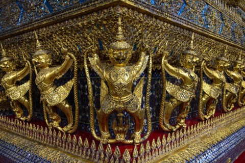 Garudas with Nagas