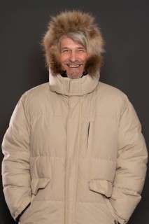 Elderly man in winter outfit