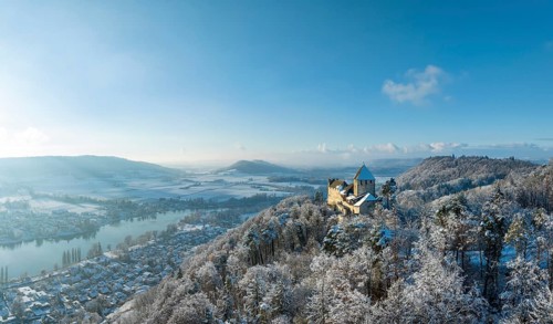 Hohenklingen Castle above Stein am Rhein in winter