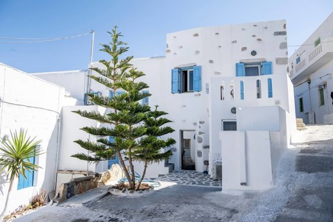 White houses