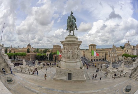 Equestrian statue of Victor-Emanuel Altare della Patria