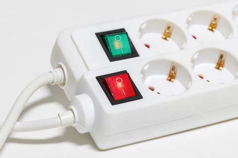 Switchable socket strips
