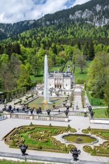 Royal Villa Linderhof Palace with fountain