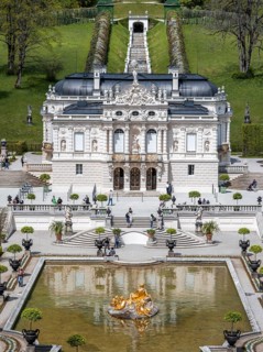 Royal Villa Linderhof Palace with fountain
